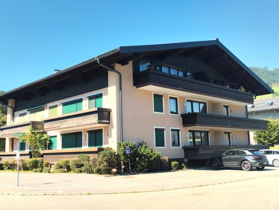 Alpenstueck Family Apartment-2 Bedrooms-80 Sqm-Free Parking Zell am See Kültér fotó