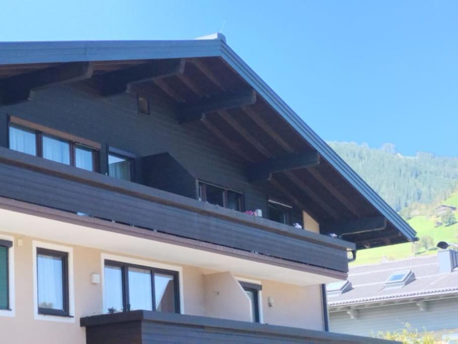 Alpenstueck Family Apartment-2 Bedrooms-80 Sqm-Free Parking Zell am See Kültér fotó
